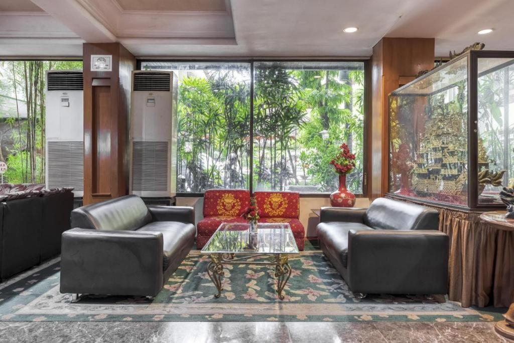 New Grand Park Hotel Surabaya Ngoại thất bức ảnh