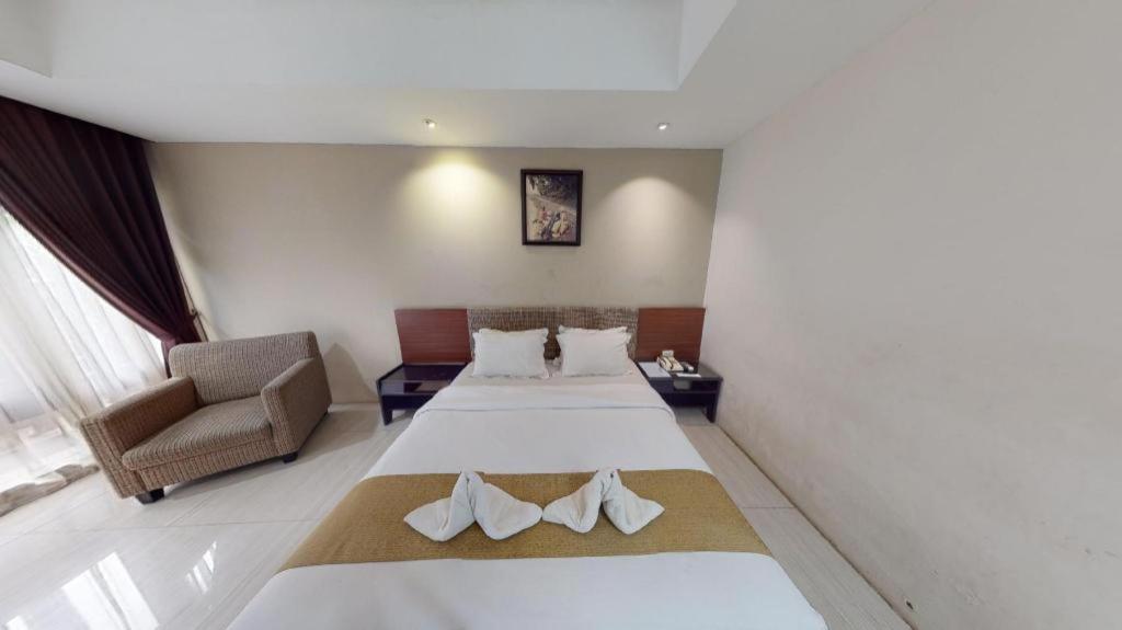 New Grand Park Hotel Surabaya Ngoại thất bức ảnh