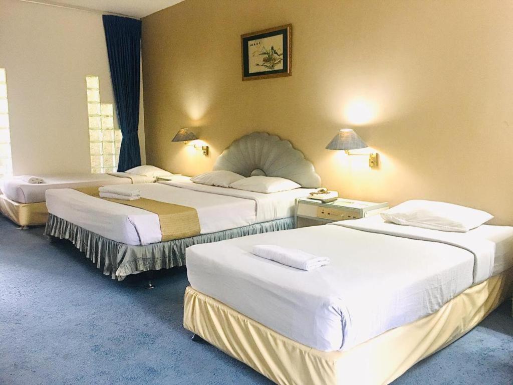 New Grand Park Hotel Surabaya Ngoại thất bức ảnh